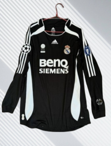 Real Madrid 2006/2007 retro Black Jersey