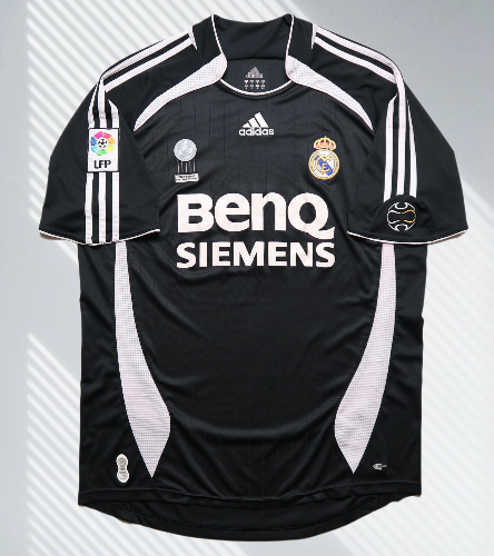 Real Madrid 2006/2007 retro Black Jersey